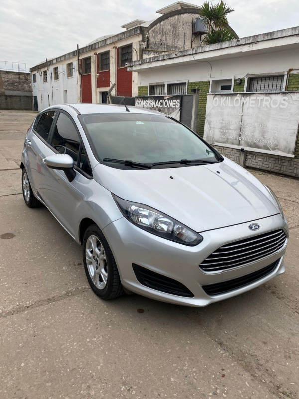 Producto - Ford Fiesta 1.6 S MT 2017