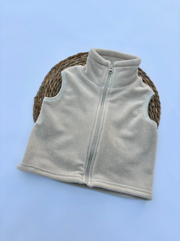 Producto - Chaleco Polar con Cierre