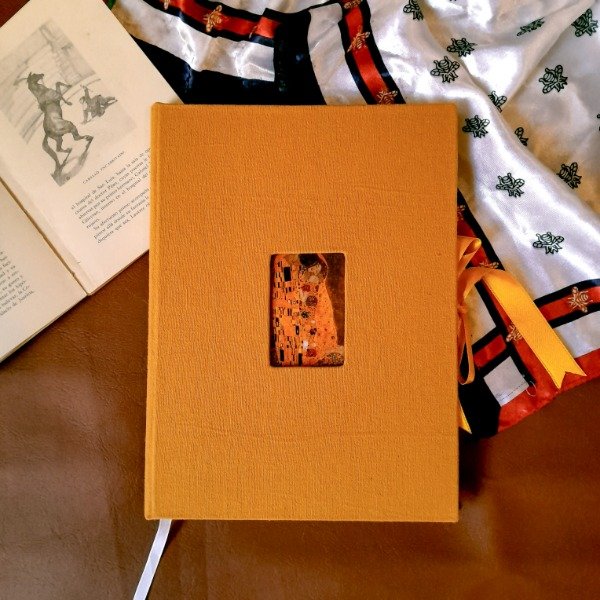 Producto - Cuaderno a5 - "The kiss"