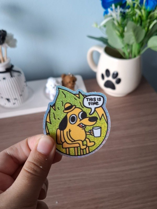 Producto - Stickers brillantes - Colección "Memes" 054 - This is fine