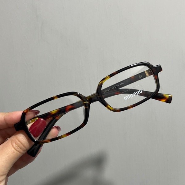 Producto - Lentes miu miu V1