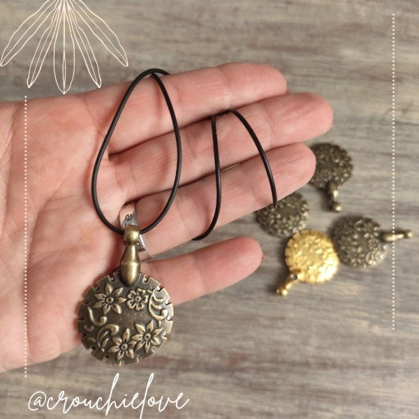 Producto - MEDALLÓN CORTAHEBRA