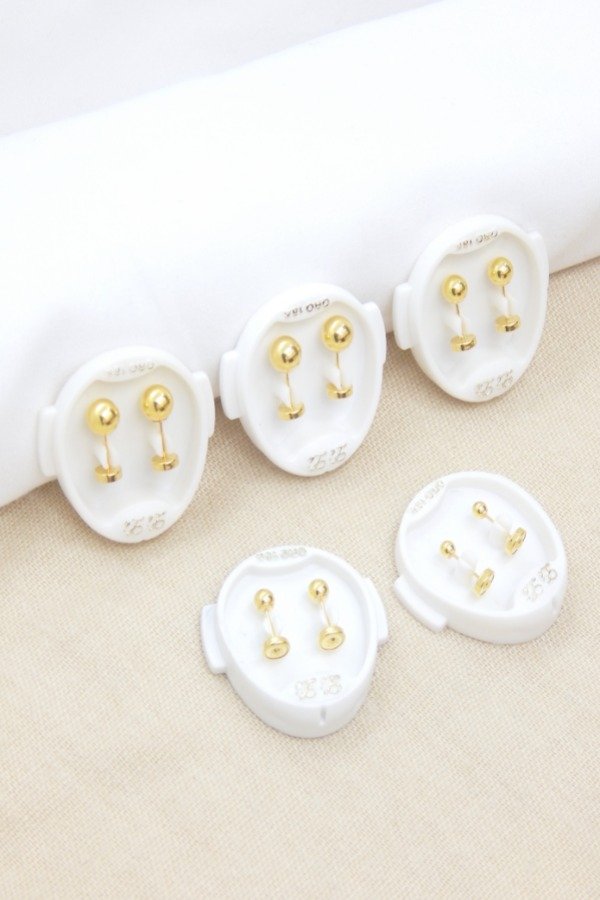 Producto - Aritos Abridores clásicos bolita de Oro 18k