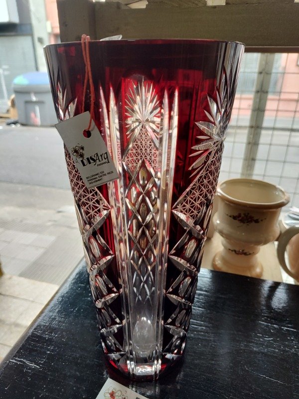 Producto - Florero cristal rubí 33