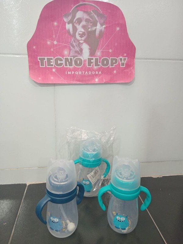 Producto - Combo vaso chupete mamadera bebe