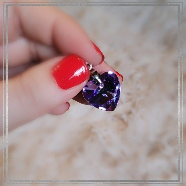 Producto - Dije corazon cristal (violeta)