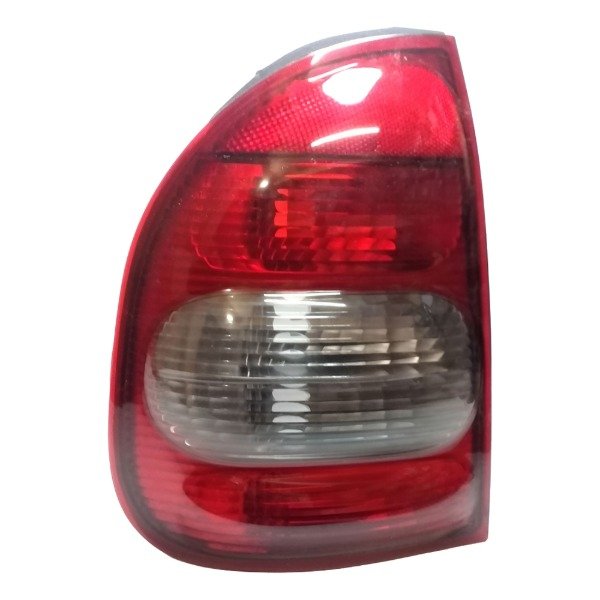 Producto - Faro Trasero Corsa Classic / 2000 A 2010 / 4 Puertas [P08]