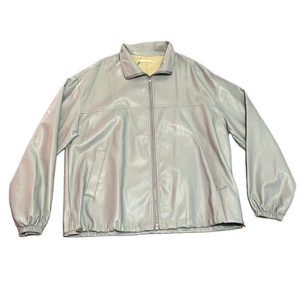 Producto - Campera Gris Pleather