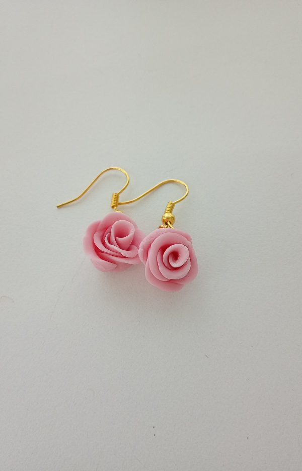Producto - Aros de Porcelana con forma de rosa - 1