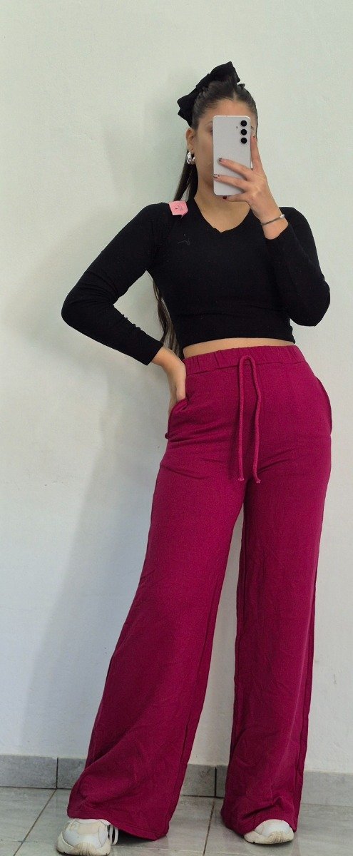Producto - Joggin nikki bordo