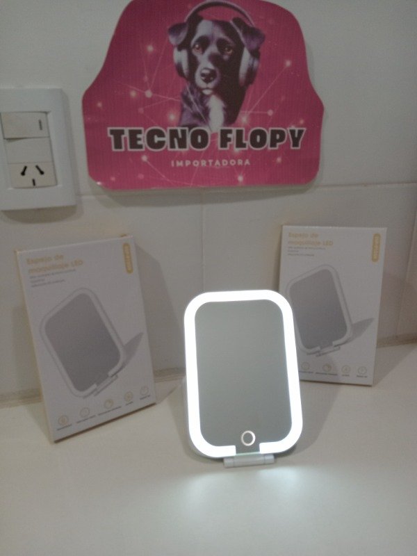 Producto - Espejo rectangular recargable  chico