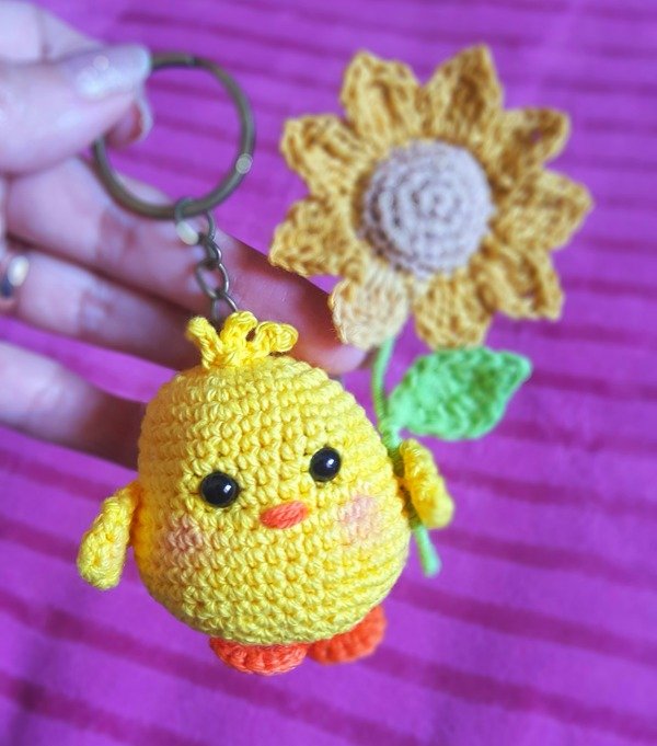 Producto - Pollito con girasol