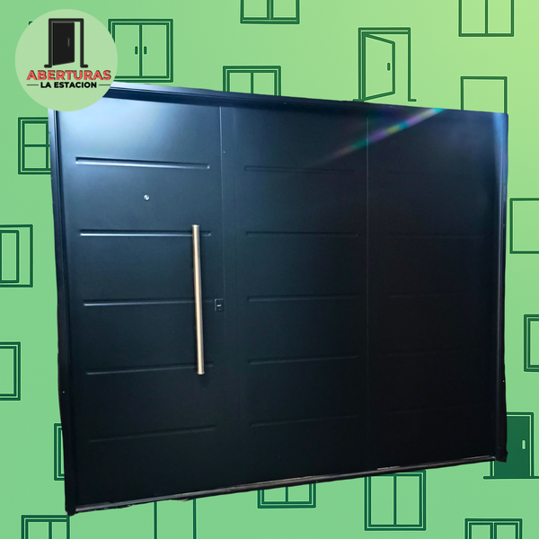 Producto - PORTÓN CORREDIZO DE TRES HOJAS CON PUERTA 240X200 CM