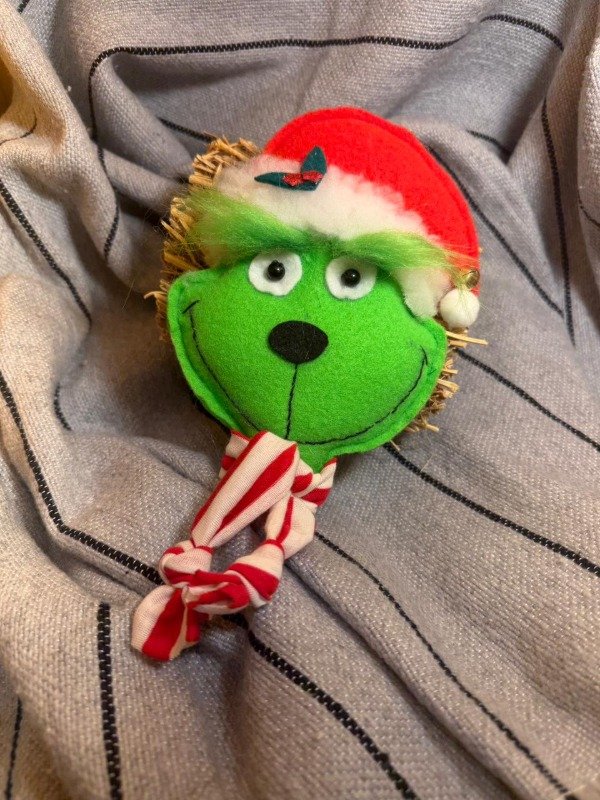 Producto - Cara de Grinch - (Efectivo: 7.120)