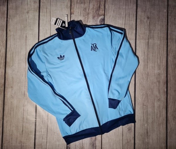 Producto - Campera AFA Celeste Retro