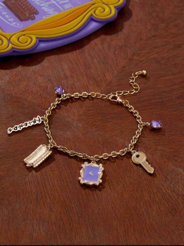 Producto - Pulsera Friends Dorada con dijes icónicos