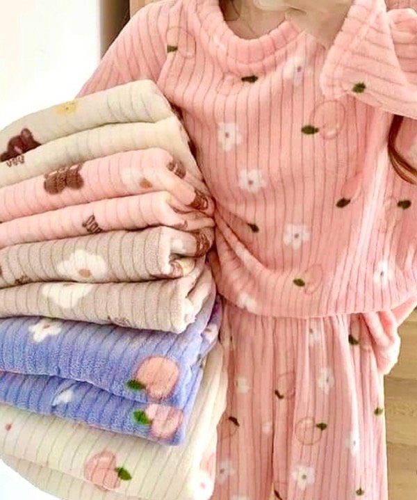 Producto - Pijama acanalado rosa duraznos