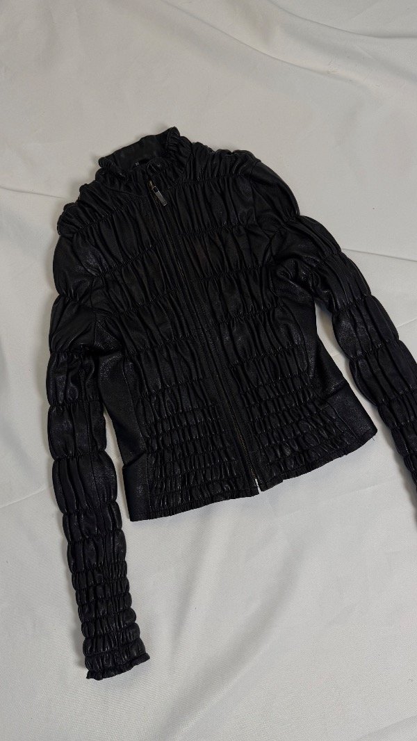 Producto - Campera de cuero sarkany