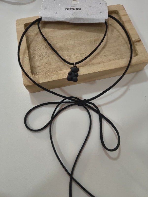 Producto - Choker corbatero gummy negro