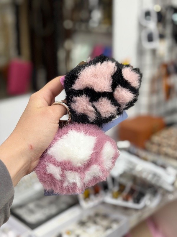 Producto - Llavero patita de peluche trendy