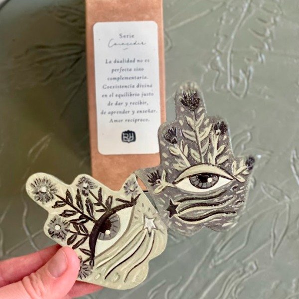 Producto - AMULETOS COINCIDIR / Mini Manos de Fátima