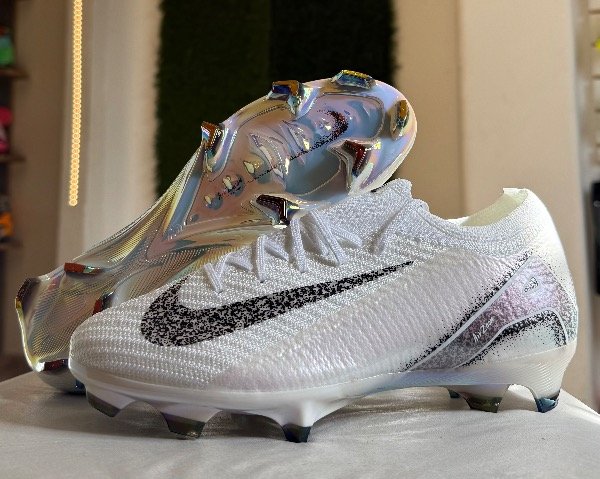 Producto - NIKE AIR ZOOM blanco gris