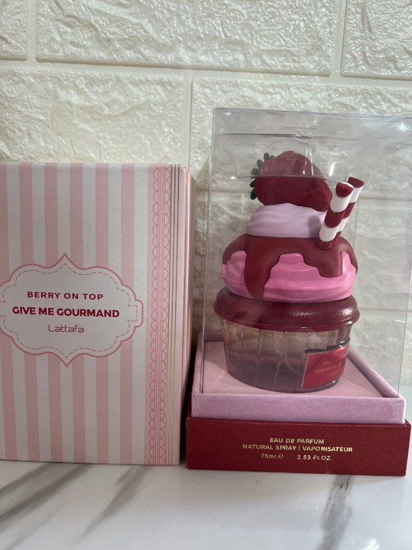 Producto - Perfume Árabe Lattafa Berry on Top - Give Me Gourmand EDP 75 ml