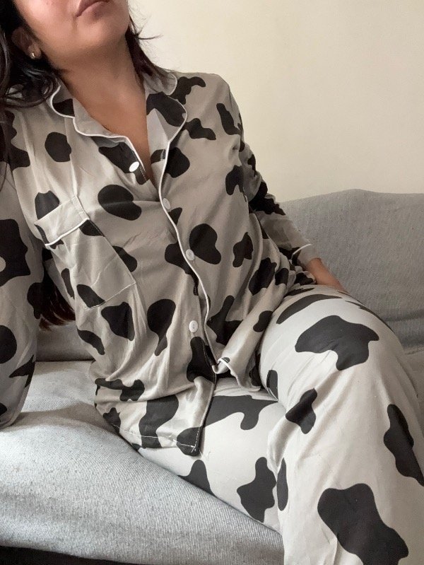 Producto - Pijama camisero vaca gris