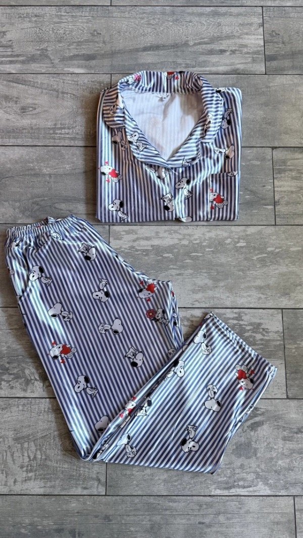 Producto - Pijama Snoopy raso