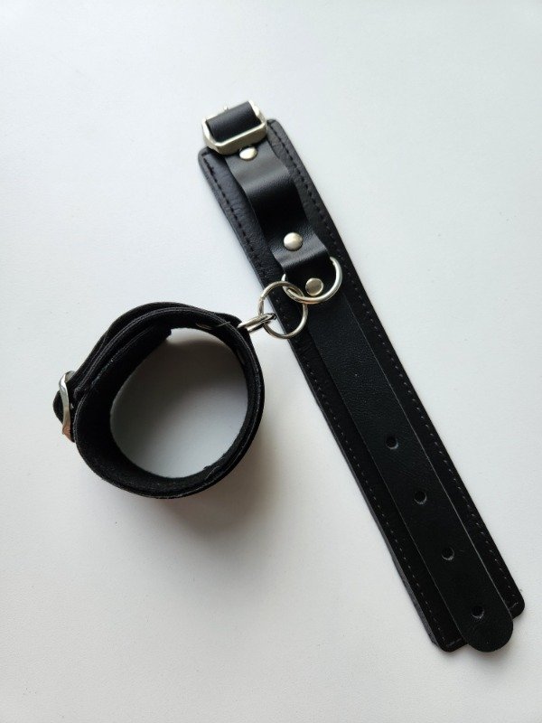 Producto - Esposas fijas de ecocuero