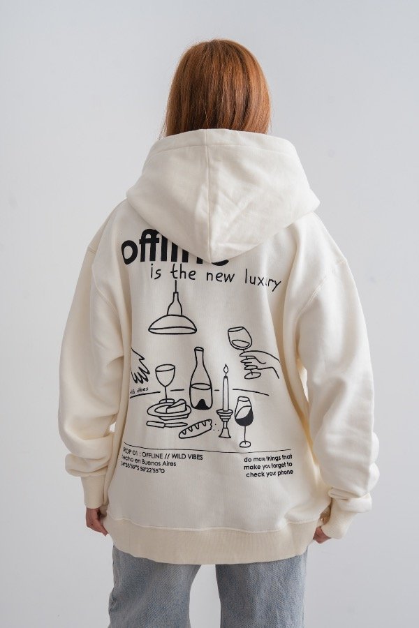 Producto - Hoodie Over Crema - Vinito y amigos