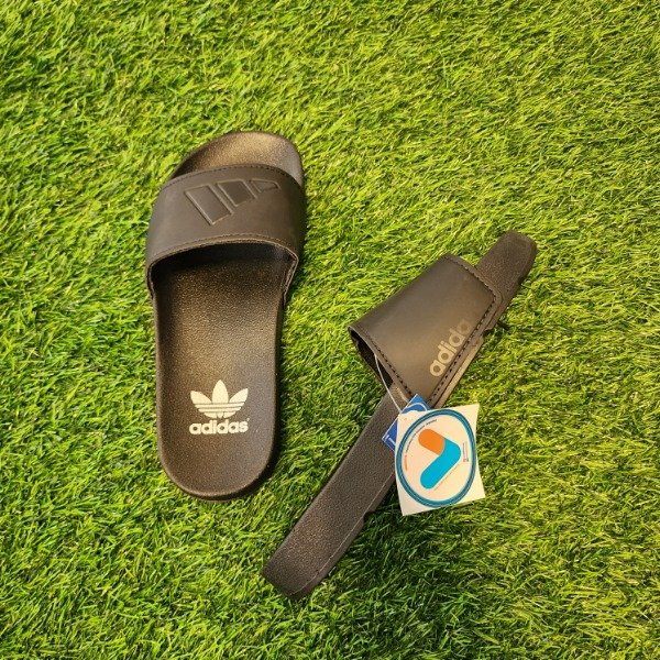 Producto - CHANCLAS ADIDAS