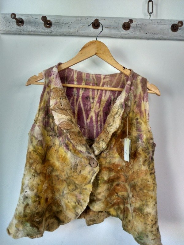 Producto - Chaleco reversible "ecoprint" catalpa