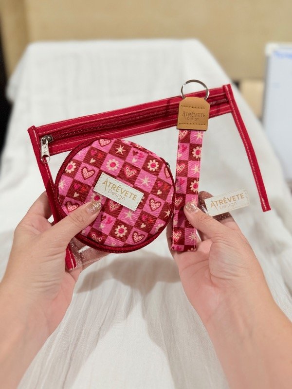 Producto - SET DÍA DEL AMIGO - CUADRILLE ROJO Y ROSA