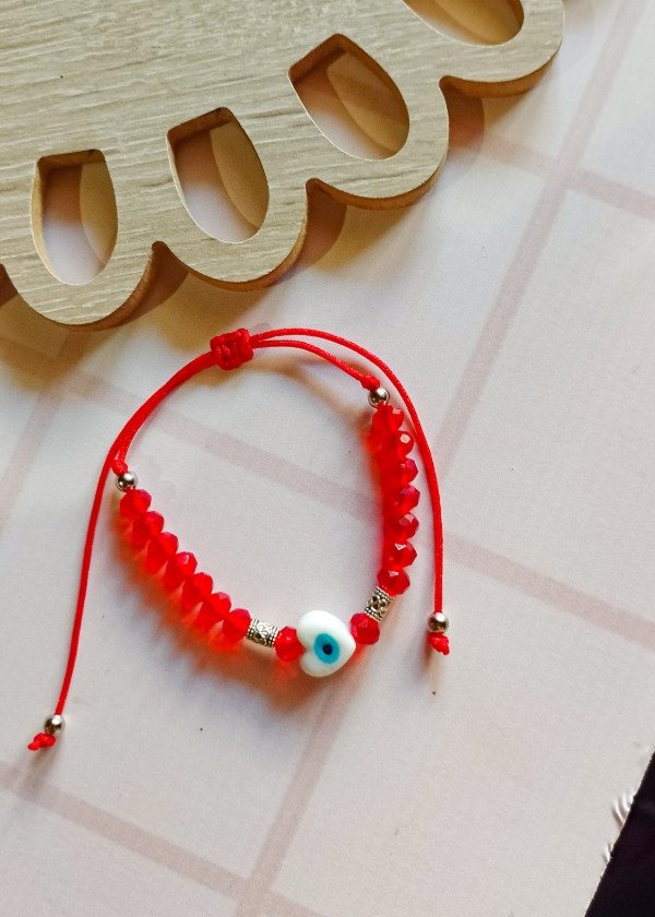 Producto - Pulsera roja + corazón cristal