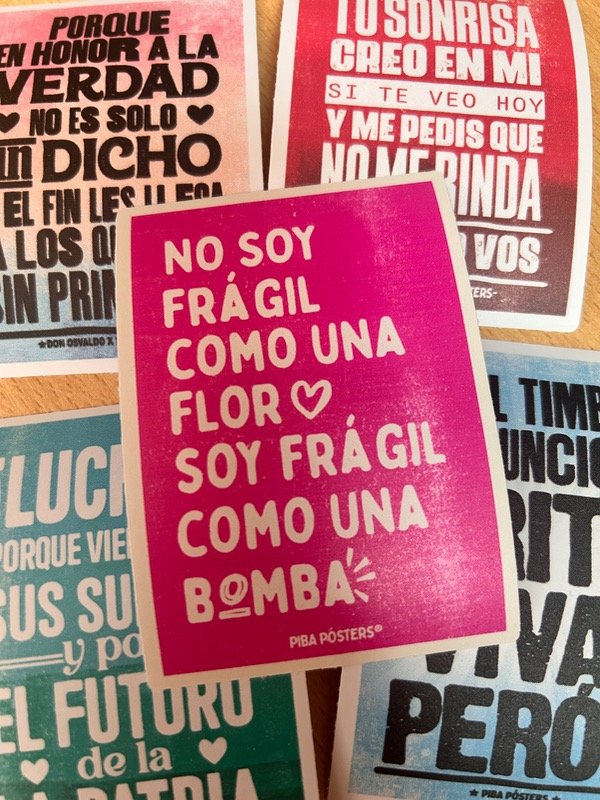 Producto - Sticker frágil - Piba Posters