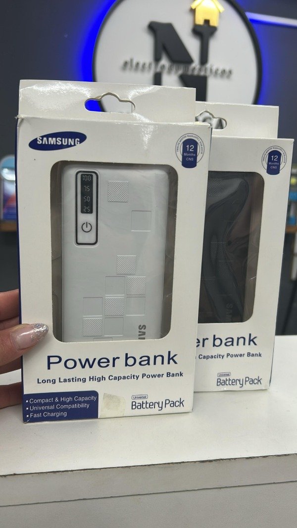 Producto - POWER BANK SAMSUNG GENERICO CON LINTERNA