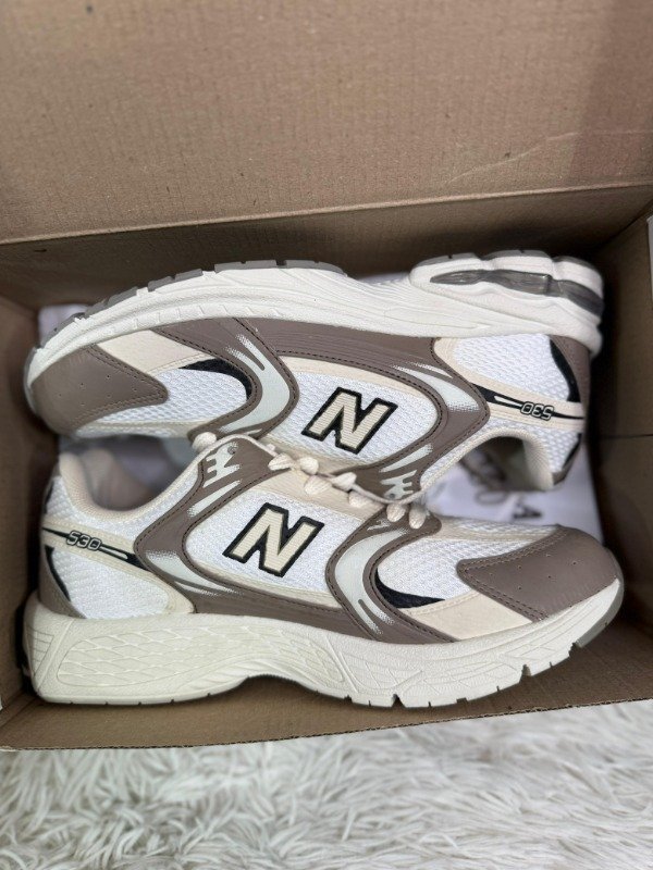 Producto - NEW BALANCE 530 TOP