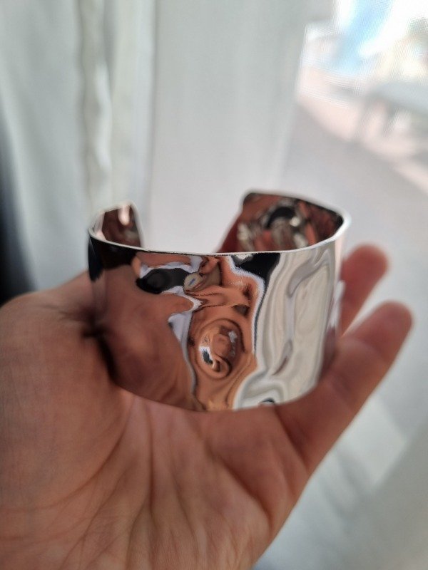 Producto - Brazalete ancho plateado