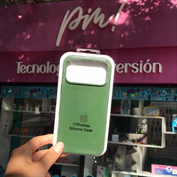 Producto - IPhone 17 Pro Max Silicone Case Verde Militar