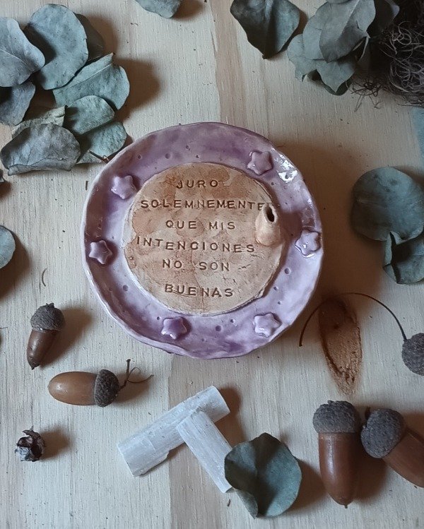 Producto - Portasahumerios Juro solemnemente