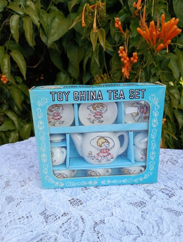 Producto - Juego Infantil de Té de Porcelana Japonesa Para 3