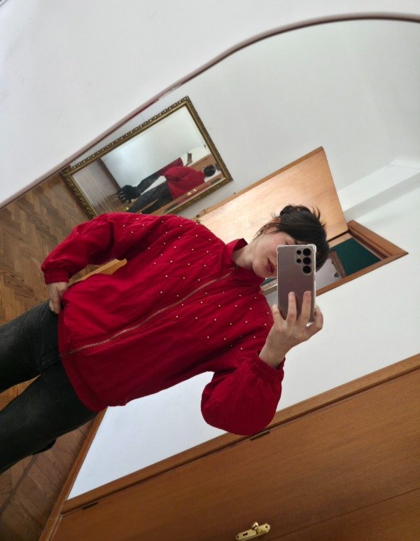 Campera de seda roja — imagen 10