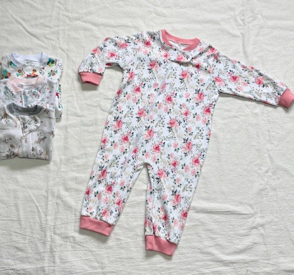 Producto - Enterito Dormilon Con Cierre Rosas