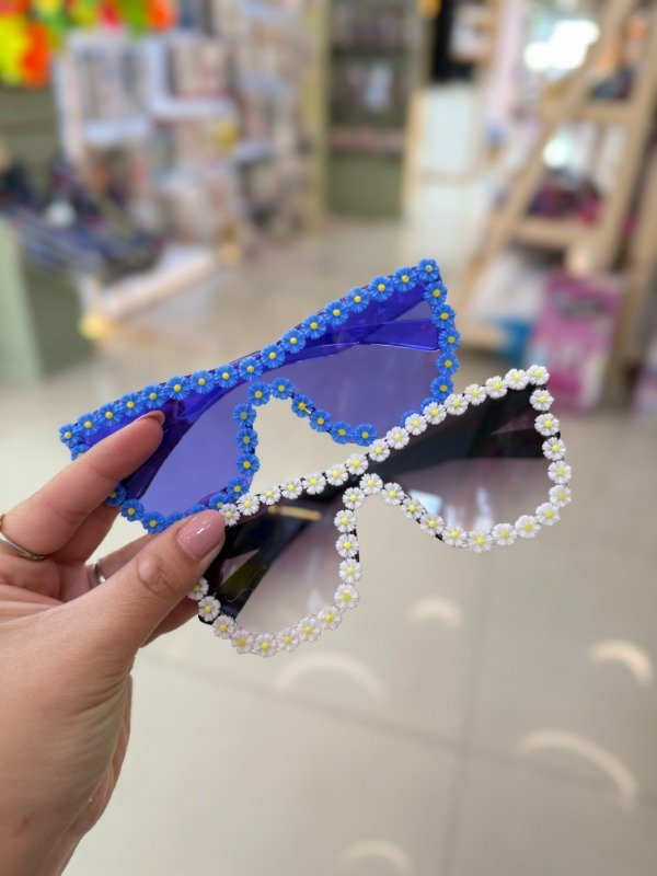 Producto - Anteojo estilo RB con margaritas - 1