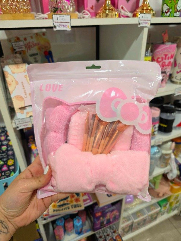 Producto - Set de skincare + brochas de maquillaje! - 0