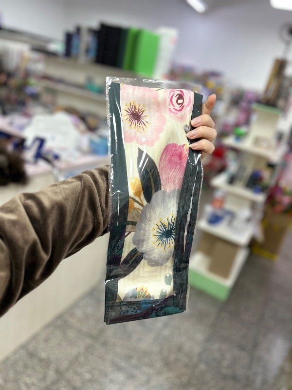 Producto - Pañuelo largo flores