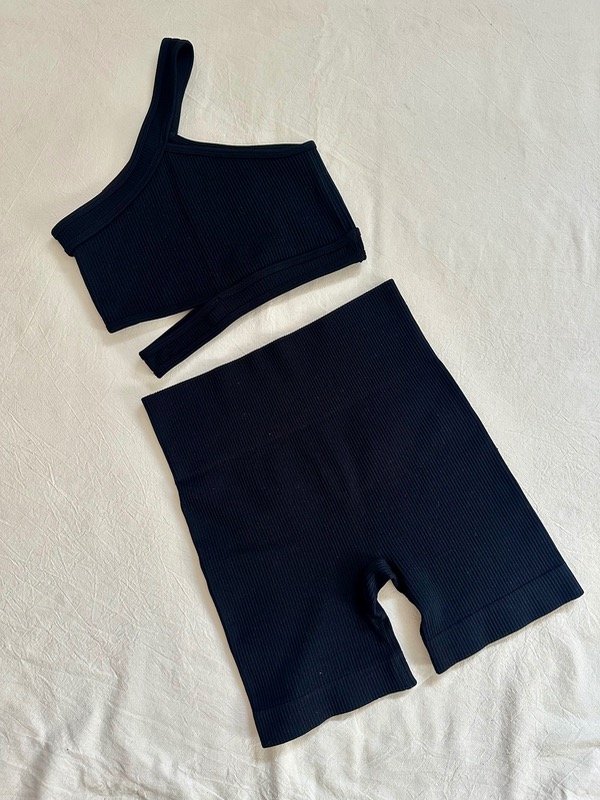 Producto - CONJUNTO GIANNA