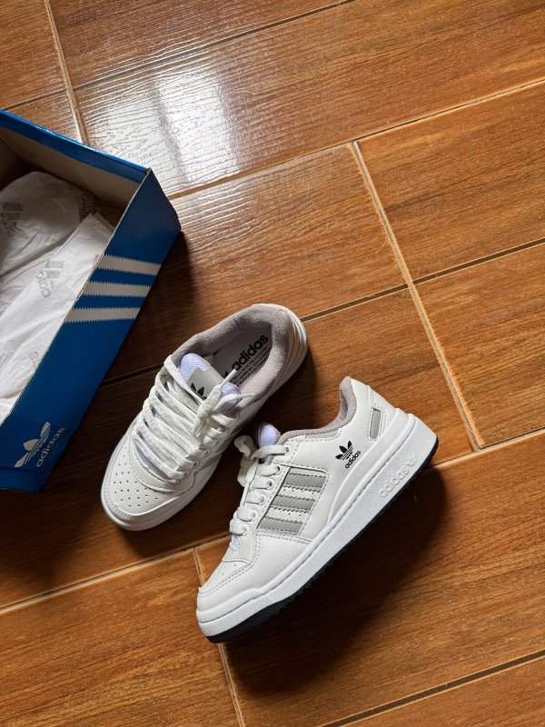 Producto - ADIDAS FORUM GRIS