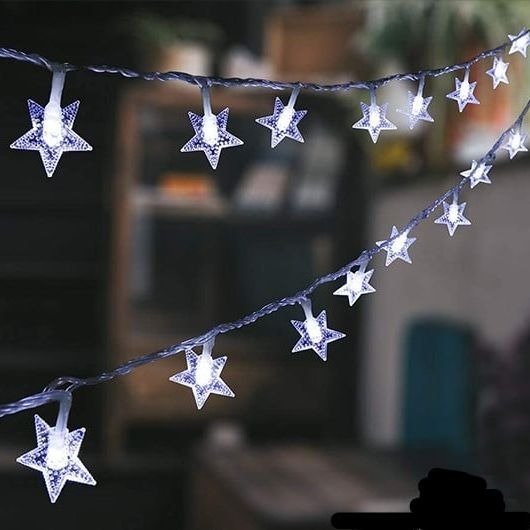Producto - Guirnalda Led 28 Estrellas con Luz 5 mts con Enchufe Blanca Fría